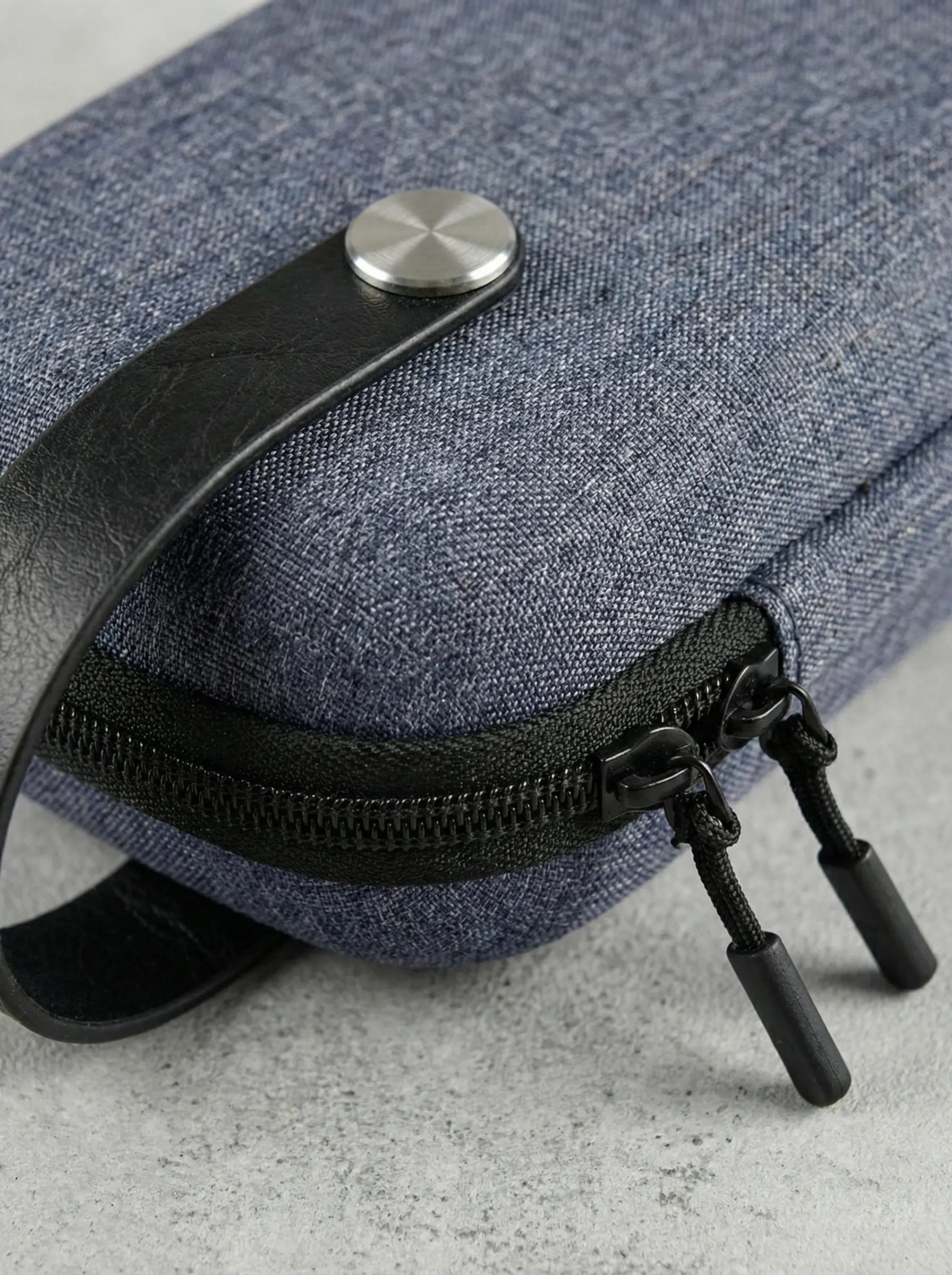 The Capsule – Hard Shell Tech Case